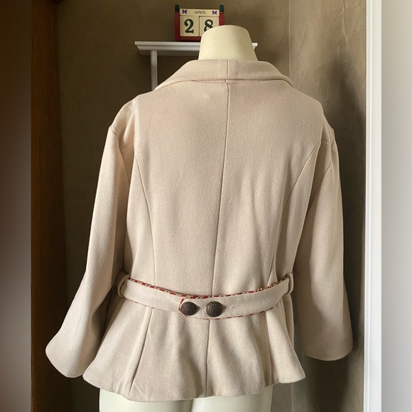 Nick & Moe (L) cream blazer - Beautiful embroidery & lining w/ a vintage feel - Picture 13 of 16
